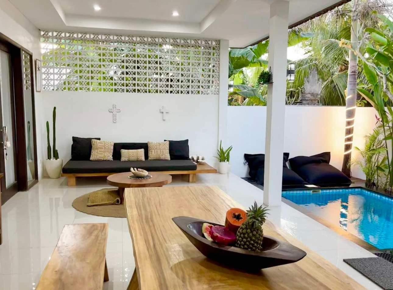 The Captains Villa Lembongan Exteriör bild